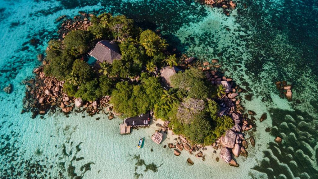 Praslin Island Overview